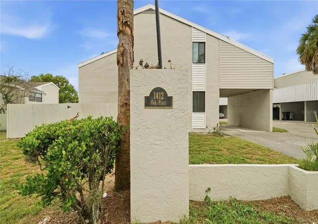1st image of 1412 Oak Pl #A, Apopka, FL 32712 | MLS# O6426691