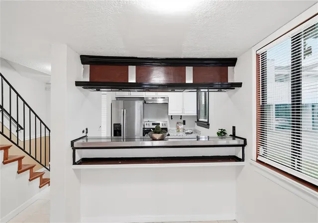 5th image of 1412 Oak Pl #A, Apopka, FL 32712 | MLS# O6426691