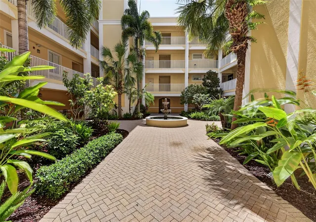 Photo 4 of Condo for sale at 255 W End Dr #4308, Punta Gorda, FL 33950 | MLS# C7528613 | Listing updated on 2026-09-17