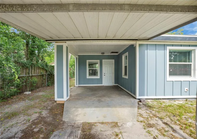 Photo 4 of Single family home for sale at 1113 S Central Ave, Lakeland, FL 33815 | MLS# O6426723 | Listing updated on 2026-09-04