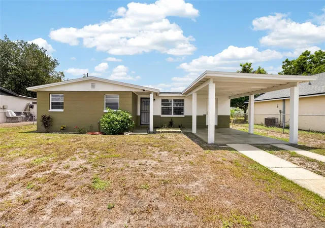 Photo 3 of Single family home for sale at 4706 S 87th Street, Tampa, FL 33619 | MLS# O6426725 | Listing updated on 2026-10-19