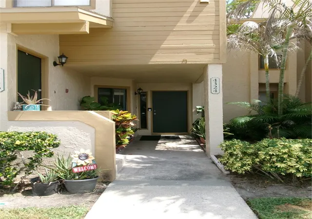 Photo 1 of Condo for sale at 4324 Middlebrook Rd #4324, Orlando, FL 32811 | MLS# S5154076 | Listing updated on 2026-09-13