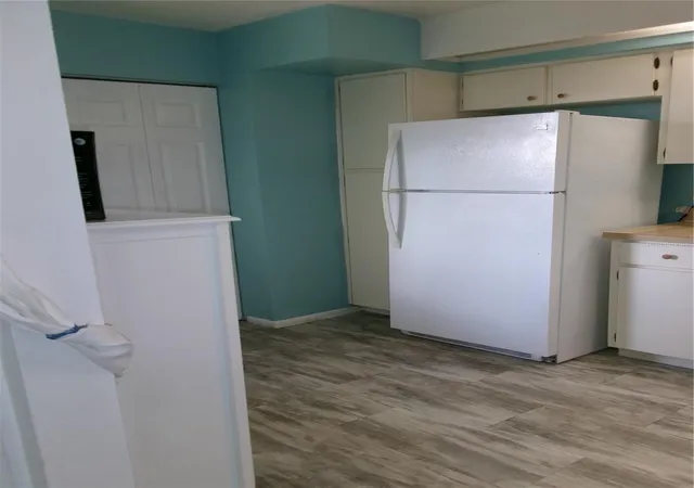 Photo 4 of Condo for sale at 4324 Middlebrook Rd #4324, Orlando, FL 32811 | MLS# S5154076 | Listing updated on 2026-09-13