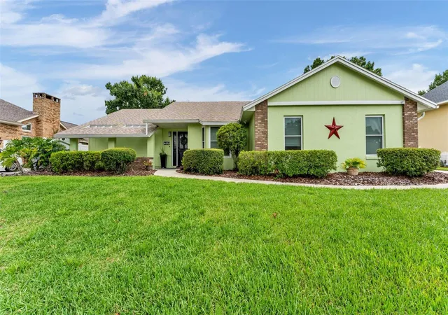 Photo 1 of Single family home for sale at 4765 Highlands Pl Cir, Lakeland, FL 33813 | MLS# L4963645 | Listing updated on 2026-10-22