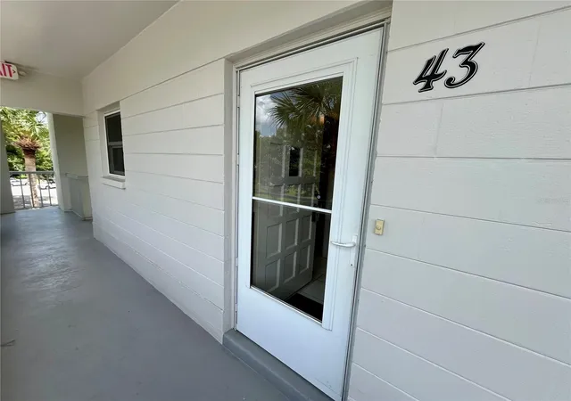 Listing Photo 4 - Condo for sale in building located at 2471 Sumatran Wy, Clearwater, FL 33763 - Unit #43