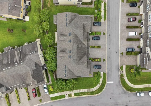 3rd image of 18924 Ulmus St, Lutz, FL 33558 | MLS# TB8531060