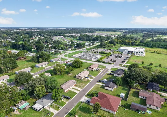 2nd image of 1632/1634 Nw 20th Ct, Ocala, FL 34475 | MLS# OM728865