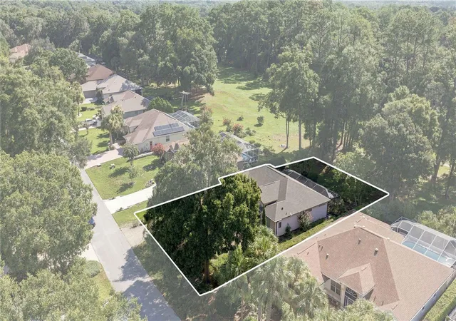 Photo 4 of Single family home for sale at 8939 SW 194th Court, Dunnellon, FL 34432 | MLS# OM728866 | Listing updated on 2026-09-30