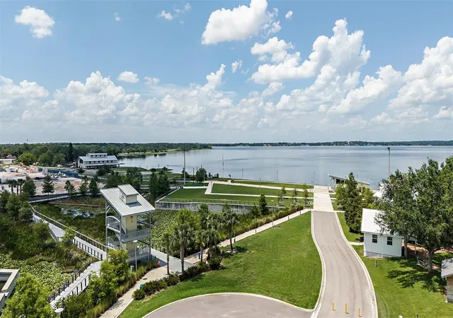 2nd image of 7425 Fieldstone Dr, Groveland, FL 34736 | MLS# O6426743