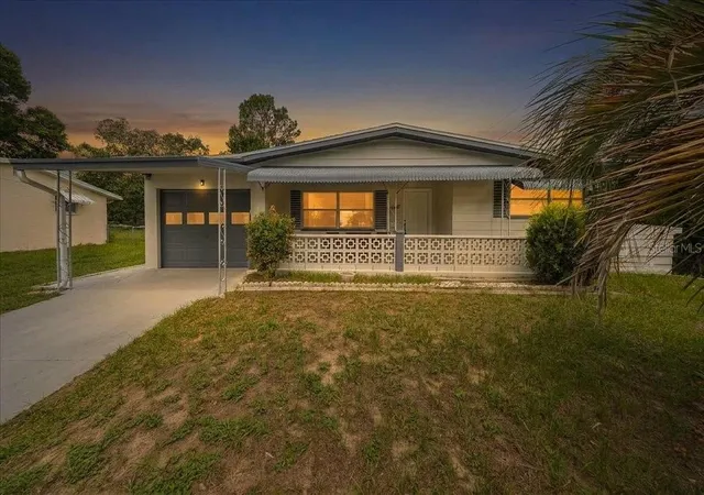 1st image of 30 N Lincoln Ave, Beverly Hills, FL 34465 | MLS# OM728867