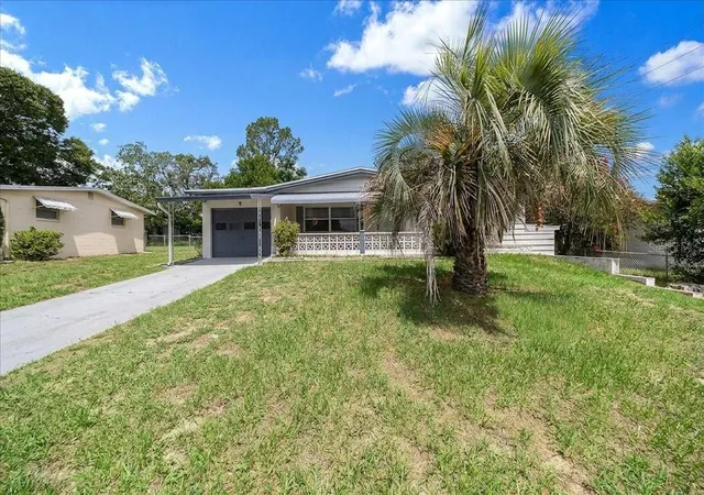 2nd image of 30 N Lincoln Ave, Beverly Hills, FL 34465 | MLS# OM728867