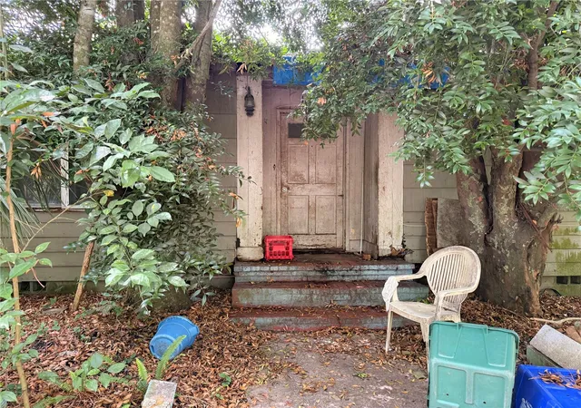 Photo 2 of Single family home for sale at 1804 S Maple Ave, Sanford, FL 32771 | MLS# O6426751 | Listing updated on 2026-09-21