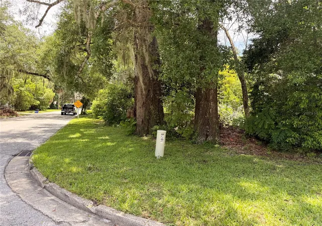 5th image of 1804 S Maple Ave, Sanford, FL 32771 | MLS# O6426751