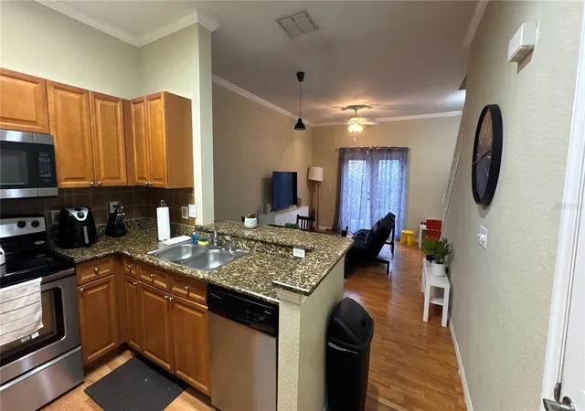 Photo 4 of Townhouse for sale at 2519 Lancien Ct #5, Orlando, FL 32826 | MLS# S5154088 | Listing updated on 2026-09-13