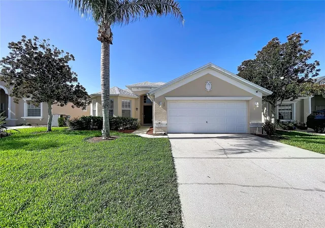 Photo 1 of Single family home for sale at 189 Minniehaha Cir, Haines City, FL 33844 | MLS# W7887829 | Listing updated on 2026-07-21