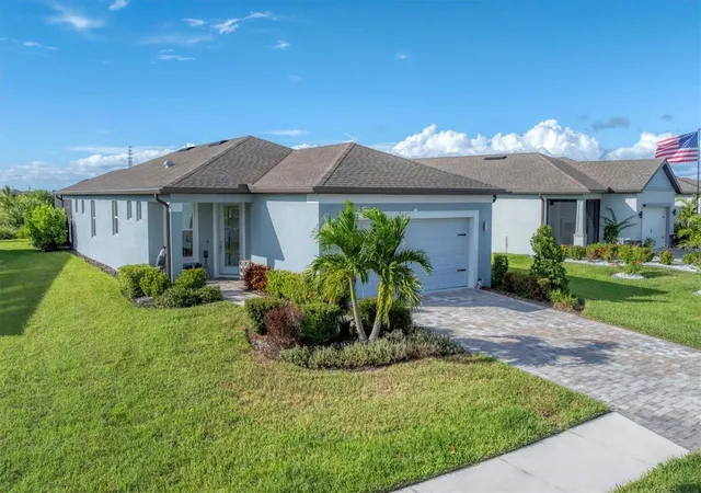 Photo 1 of Single family home for sale at 10661 Spring Tide Way, Parrish, FL 34219 | MLS# A4700585 | Listing updated on 2026-09-17