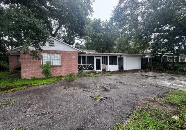 Photo 1 of Single family home for sale at 2510 W Henry Ave, Tampa, FL 33614 | MLS# TB8531103 | Listing updated on 2026-08-03