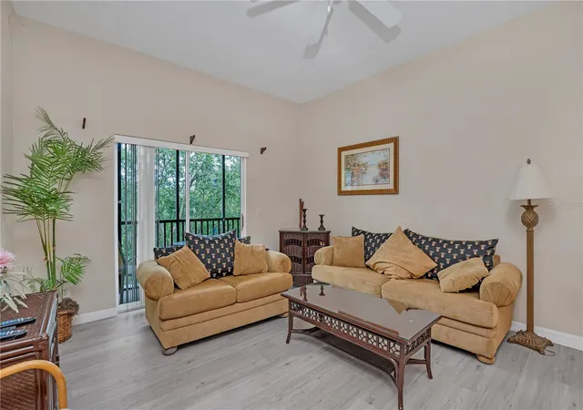 3rd image of 514 Lucaya Loop #514, Davenport, FL 33897 | MLS# O6426790