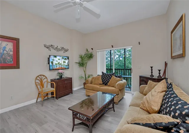 4th image of 514 Lucaya Loop #514, Davenport, FL 33897 | MLS# O6426790