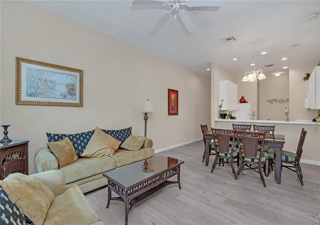 5th image of 514 Lucaya Loop #514, Davenport, FL 33897 | MLS# O6426790