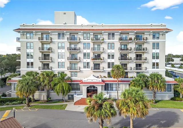 Photo 2 of Condo for sale at 235 6th Street Nw #307, Winter Haven, FL 33881 | MLS# L4963651 | Listing updated on 2026-09-22