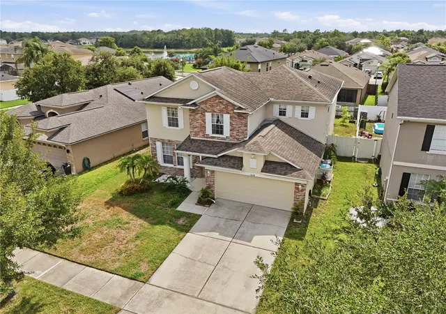 Photo 3 of Single family home for sale at 10114 Oak Crst Rd, Orlando, FL 32829 | MLS# O6426803 | Listing updated on 2026-08-02