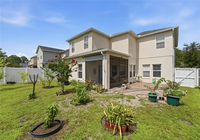 Photo 3 of Single family home for sale at 10114 Oak Crst Rd, Orlando, FL 32829 | MLS# O6426803 | Listing updated on 2026-08-02