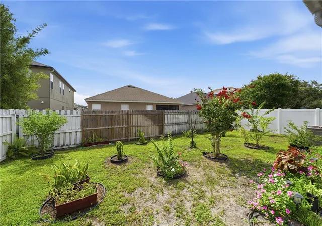Photo 4 of Single family home for sale at 10114 Oak Crst Rd, Orlando, FL 32829 | MLS# O6426803 | Listing updated on 2026-08-02