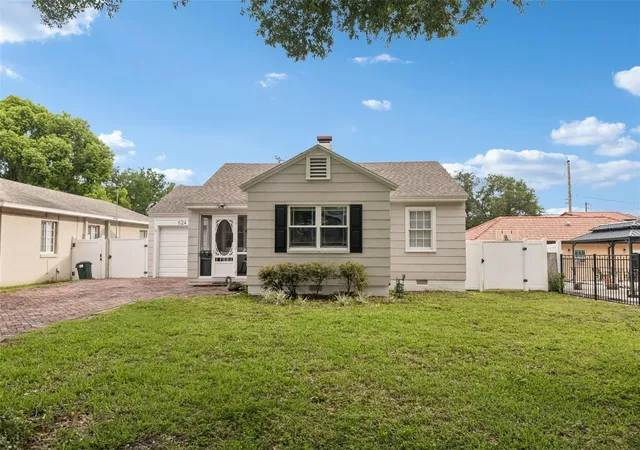 Photo 1 of Single family home for sale at 624 Kerneywood St, Lakeland, FL 33803 | MLS# L4963653 | Listing updated on 2026-09-04