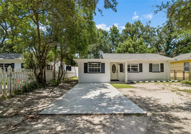 Photo 3 of Single family home for sale at 1614 E Maple Ave, Tampa, FL 33604 | MLS# TB8531140 | Listing updated on 2026-09-18