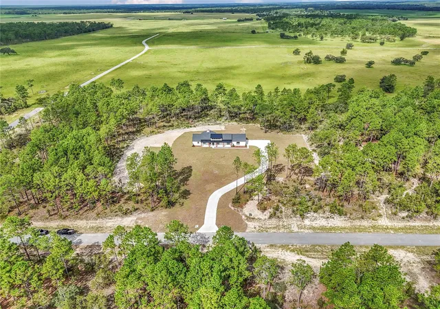 Single family home for sale at 3890 SE 139 Terrace, Morriston, FL 32668 | MLS# O6426819
