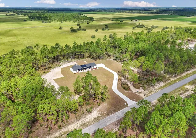Photo 1 of Single family home for sale at 3890 SE 139 Terrace, Morriston, FL 32668 | MLS# O6426819 | Listing updated on 2026-09-16
