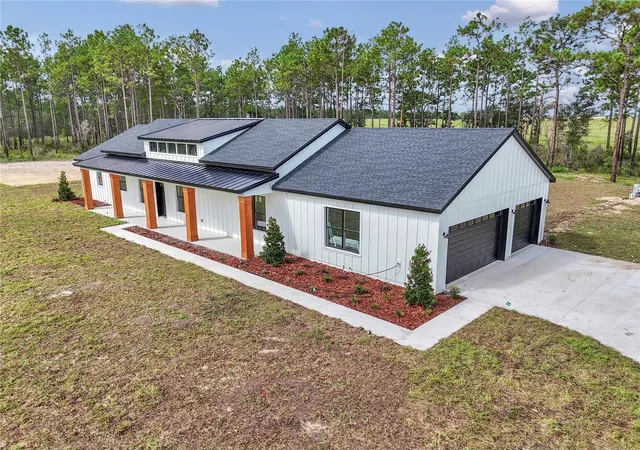 Single family home for sale at 3890 SE 139 Terrace, Morriston, FL 32668 | MLS# O6426819