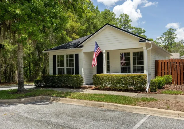 1st image of 11684 Nw 18th Pl, Gainesville, FL 32606 | MLS# GC542115