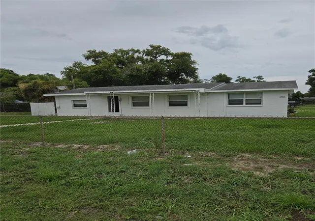 Photo 1 of Multi family home for sale at 1402 Maluhia Dr, Tampa, FL 33612 | MLS# TB8531143 | Listing updated on 2026-09-16