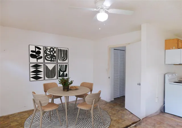 Listing Photo 2 - Condo for sale in building located at 1402 Maluhia Dr, TAMPA, FL 33612