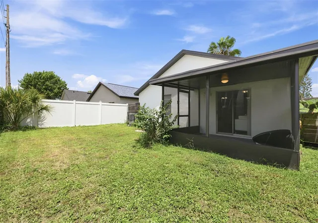 Photo 25 of Single family home for sale at 5230 Florida Holly Dr, Orlando, FL 32811 | MLS# O6426827 | Listing updated on 2026-09-01