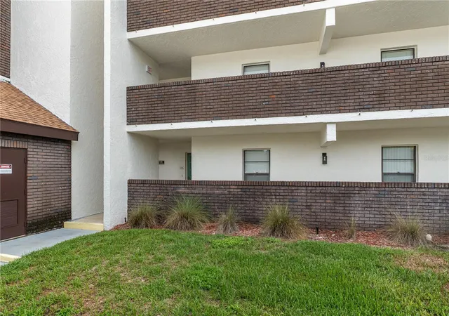 34th image of 3 Cypress Run #33C, Homosassa, FL 34446 | MLS# OM728885