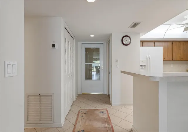 5th image of 3 Cypress Run #33C, Homosassa, FL 34446 | MLS# OM728885