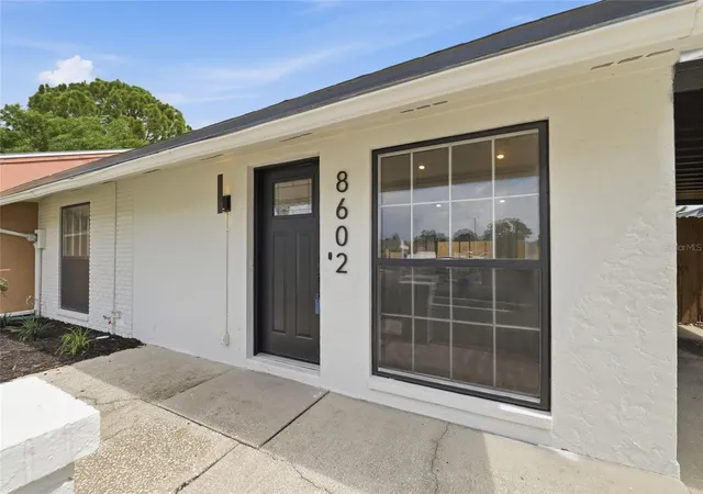 Photo 2 of Townhouse for sale at 8602 Briar Grv Cir, Tampa, FL 33615 | MLS# TB8531152 | Listing updated on 2026-10-07