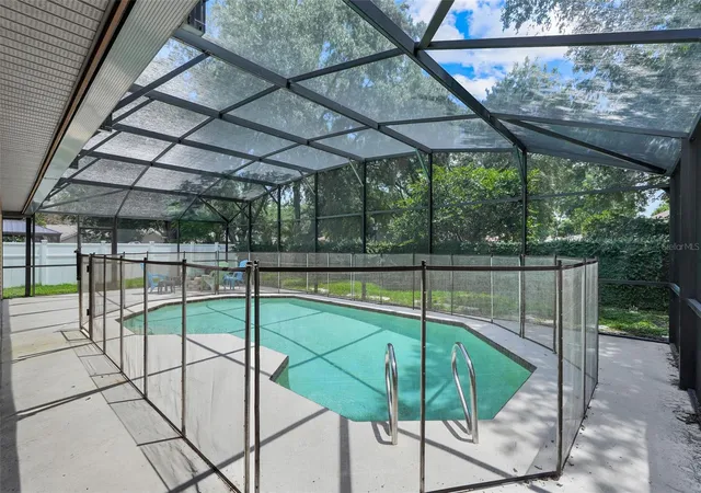Photo 3 of Single family home for sale at 305 Forrest Crst Ct, Ocoee, FL 34761 | MLS# G5115354 | Listing updated on 2026-09-28