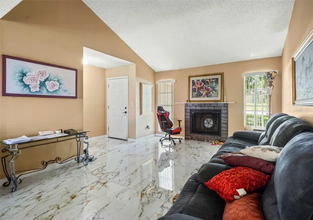 Photo 3 of Single family home for sale at 7410 Orange Crst Cir, Lakeland, FL 33810 | MLS# O6426849 | Listing updated on 2026-10-10