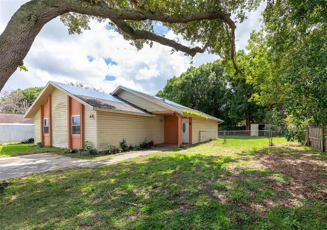 Photo 3 of Single family home for sale at 7348 Grand Ave, Winter Park, FL 32792 | MLS# O6426853 | Listing updated on 2026-09-23