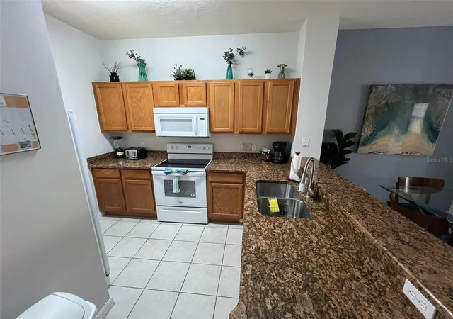 Photo 4 of Townhouse for sale at 8563 Bay Lilly Loop, Kissimmee, FL 34747 | MLS# O6426863 | Listing updated on 2026-10-06