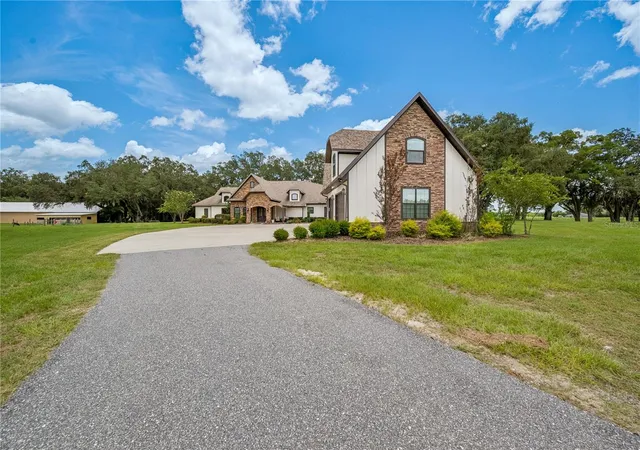 Photo 3 of Single family home for sale at 4107 SW State Rd 45, Newberry, FL 32669 | MLS# GC542119 | Listing updated on 2026-09-17