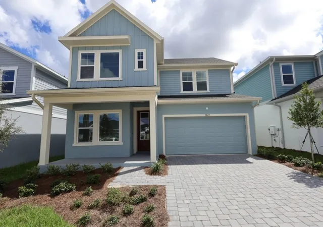 Photo 1 of Single family home for sale at 5825 Native Oak St, Mount Dora, FL 32757 | MLS# TB8531190 | Listing updated on 2026-10-01