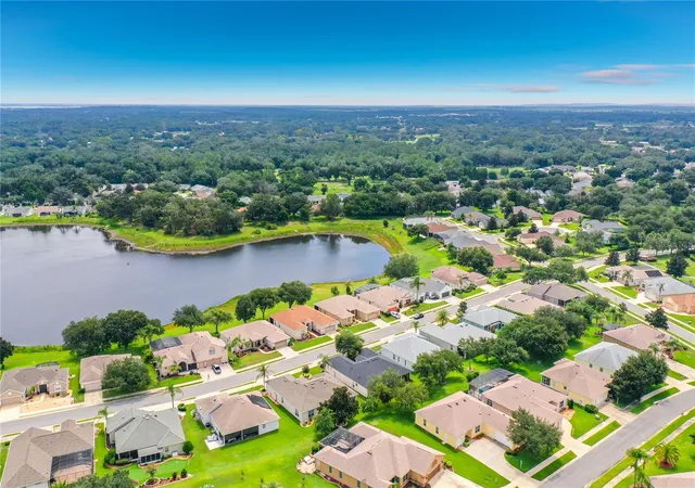3rd image of 25524 Laurel Valley Rd, Leesburg, FL 34748 | MLS# G5115358