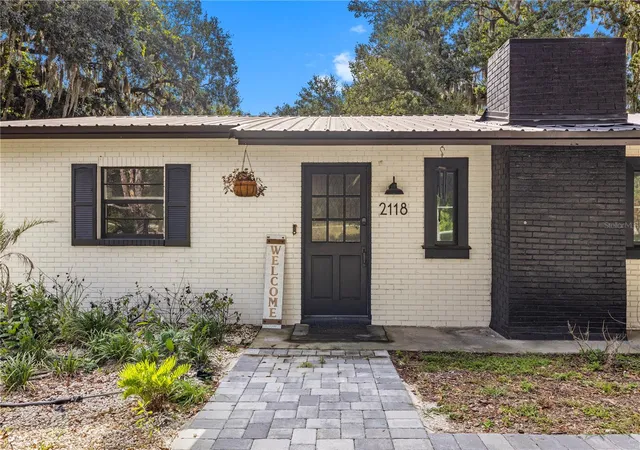 2nd image of 2118 E Keysville Rd, Lithia, FL 33547 | MLS# TB8531197
