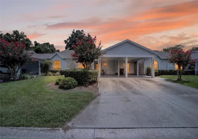 Photo 1 of Single family home for sale at 2429 Se 18th Circle, Ocala, FL 34471 | MLS# OM728897 | Listing updated on 2026-08-10