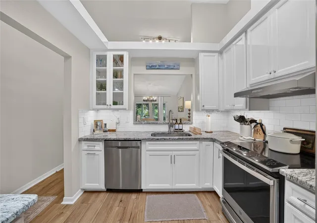 Photo 3 of Single family home for sale at 2429 Se 18th Circle, Ocala, FL 34471 | MLS# OM728897 | Listing updated on 2026-08-10